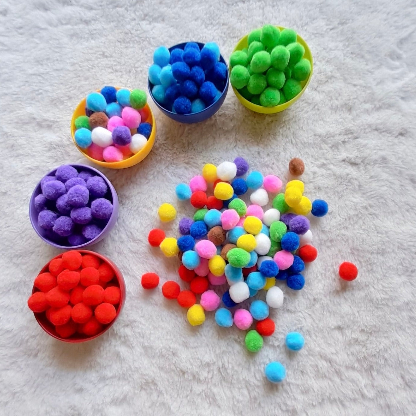 Colorful Craft Pompoms for Kids |Sensory play - Lattooland